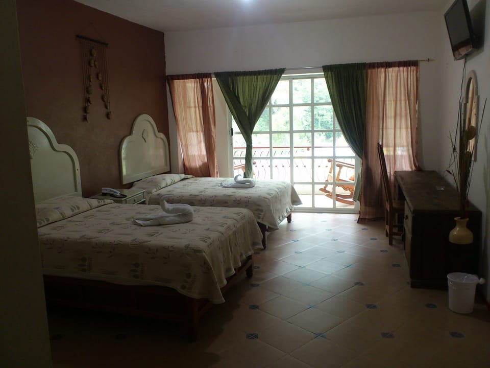 Superior Double Room, 1 Bedroom, River View | Iron/ironing board, free WiFi, bed sheets