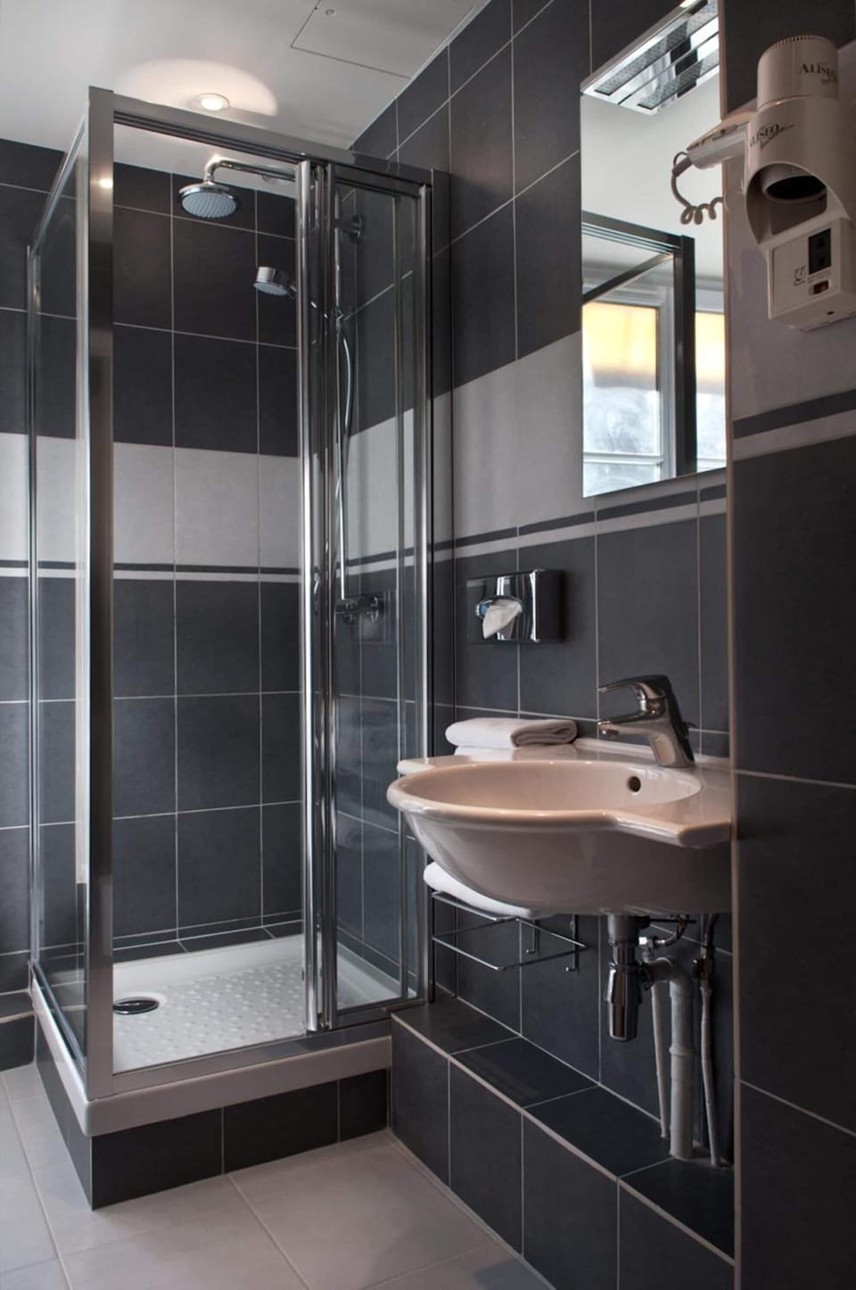Free toiletries, hair dryer, towels