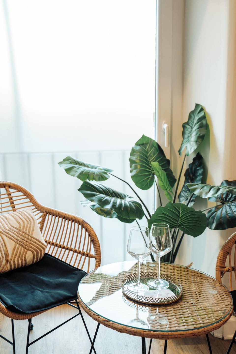 Romantic Studio Suite, Sauna | Down comforters, minibar (some free items), in-room safe
