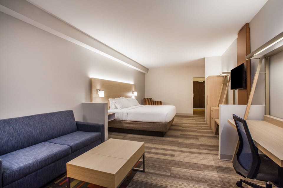In-room safe, desk, blackout drapes, iron/ironing board