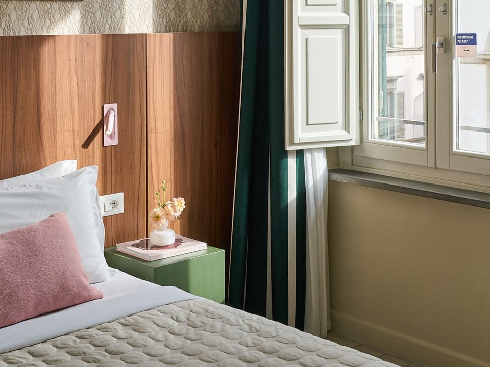 Medium room | Premium bedding, memory foam beds, in-room safe, individually decorated