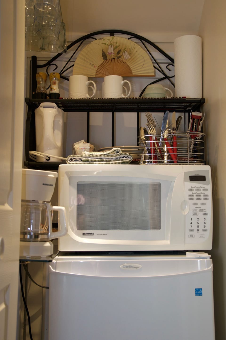 The Enchanter Mini Suite | Private kitchenette | Fridge, microwave, coffee/tea maker, electric kettle