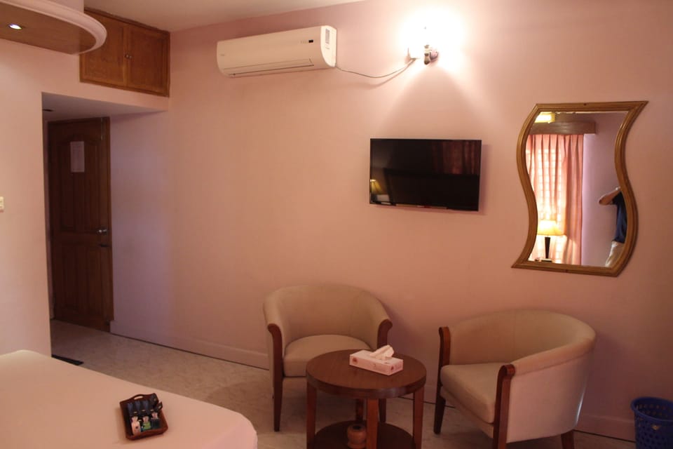 Hotel Sea Crown Hotel in Bangladesh