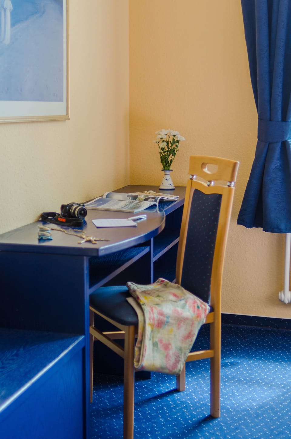 Apartment (2 rooms) | Living area | Flat-screen TV