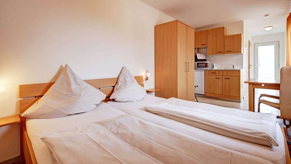 Classic Room | Premium bedding, memory foam beds, laptop workspace, free WiFi