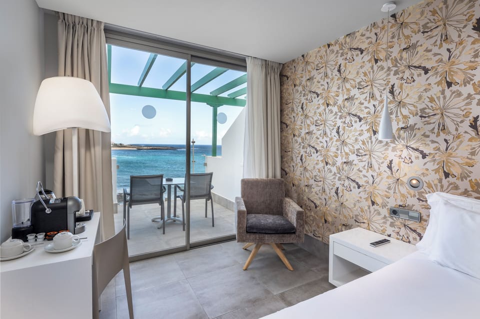 Deluxe Room, Sea View | View from room