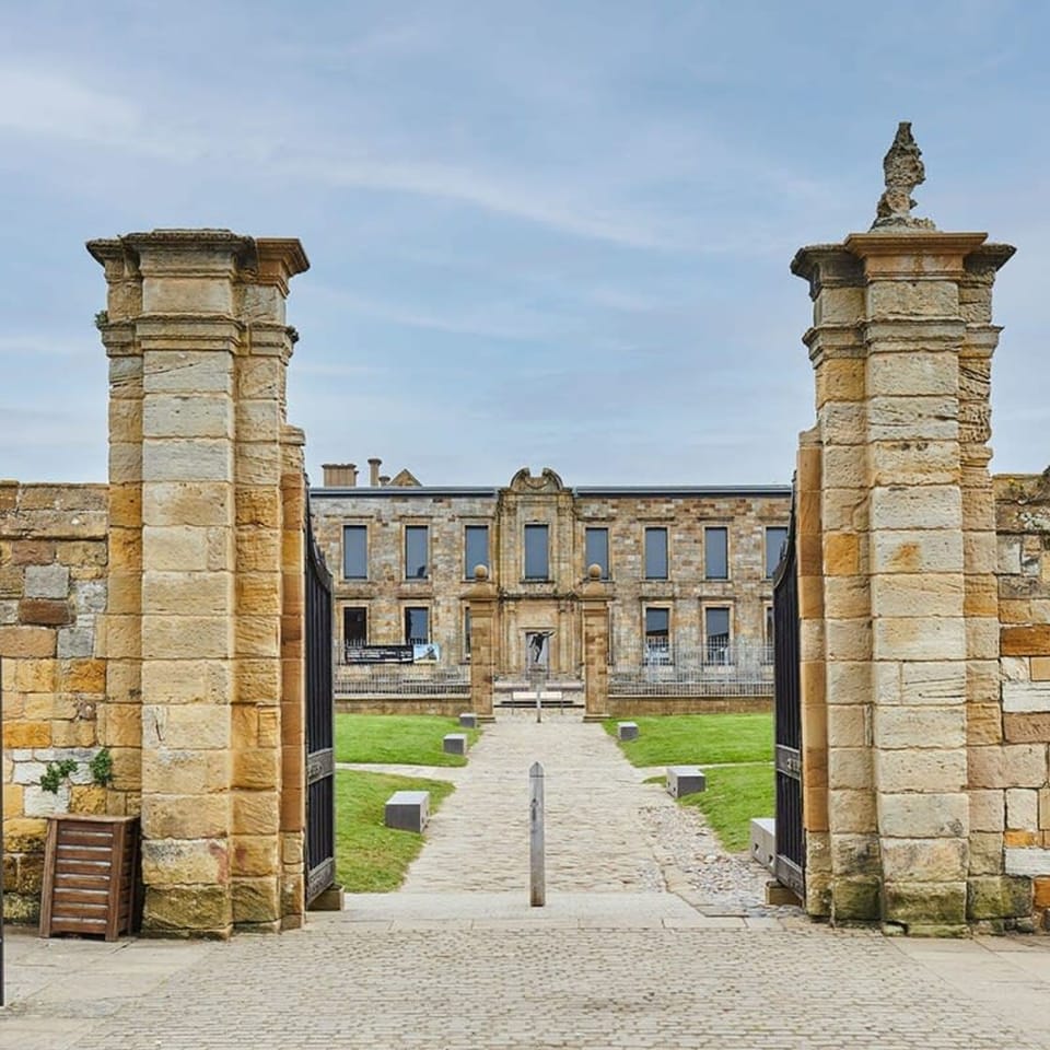 Host Stay The Coach House House in England