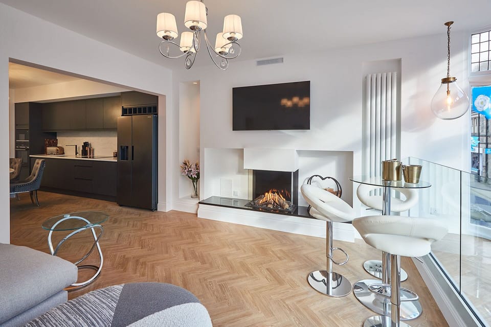 Apartment | 2 bedrooms, desk