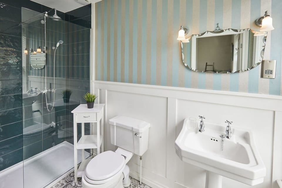 Host Stay One Mulgrave Place House in England