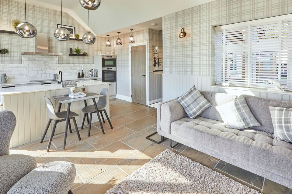 House, Accessible | 2 bedrooms, desk