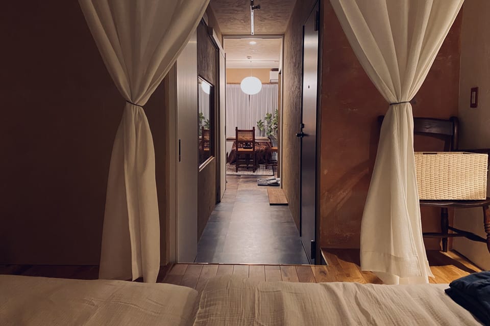 Superior Suite | Desk, soundproofing, iron/ironing board (on request), WiFi (free)