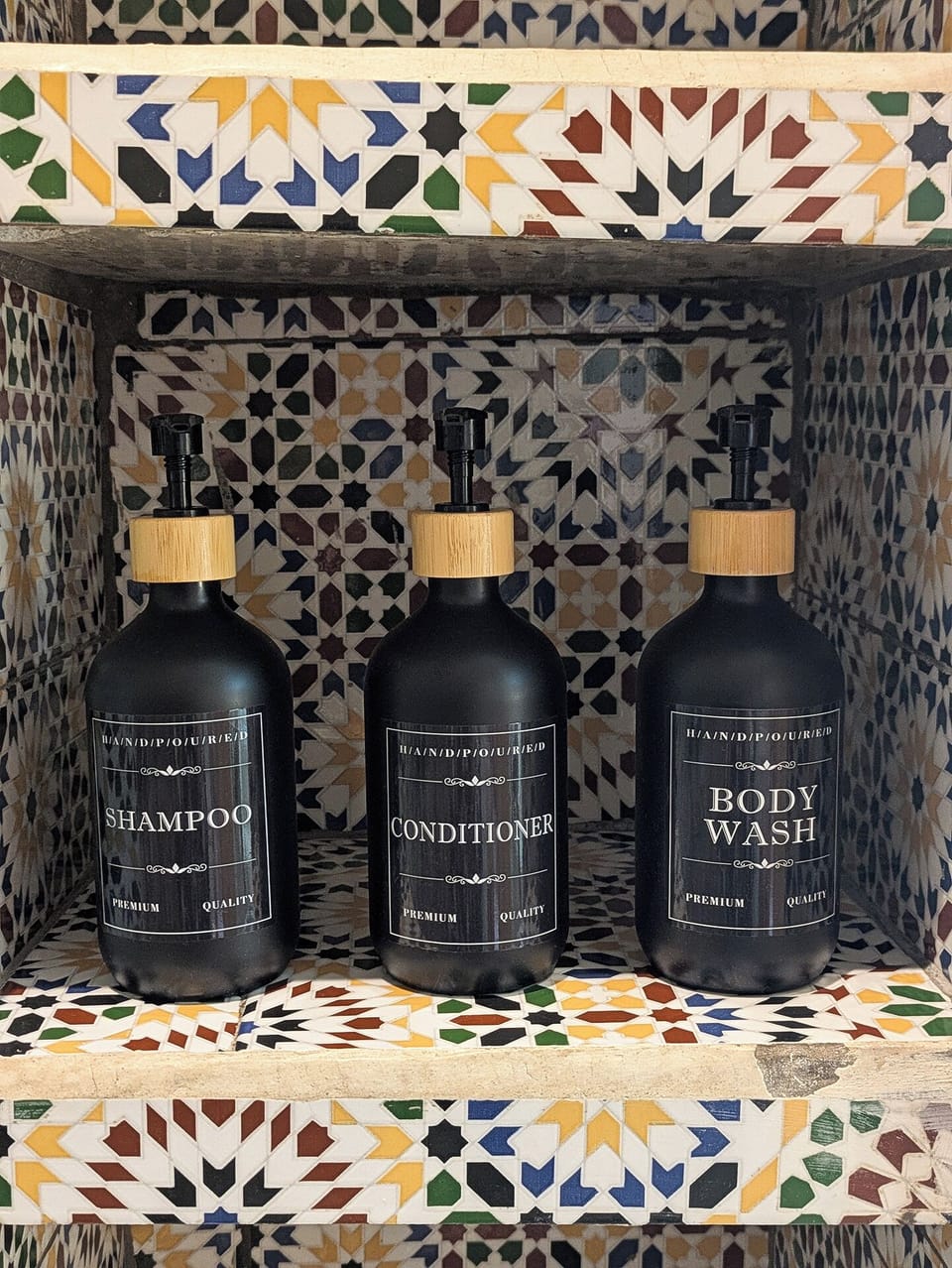 Family Room (Widad) | Bathroom | Shower, hair dryer, bathrobes, towels