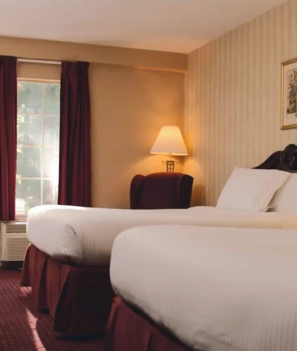 Double Room | Desk, blackout drapes, soundproofing, iron/ironing board