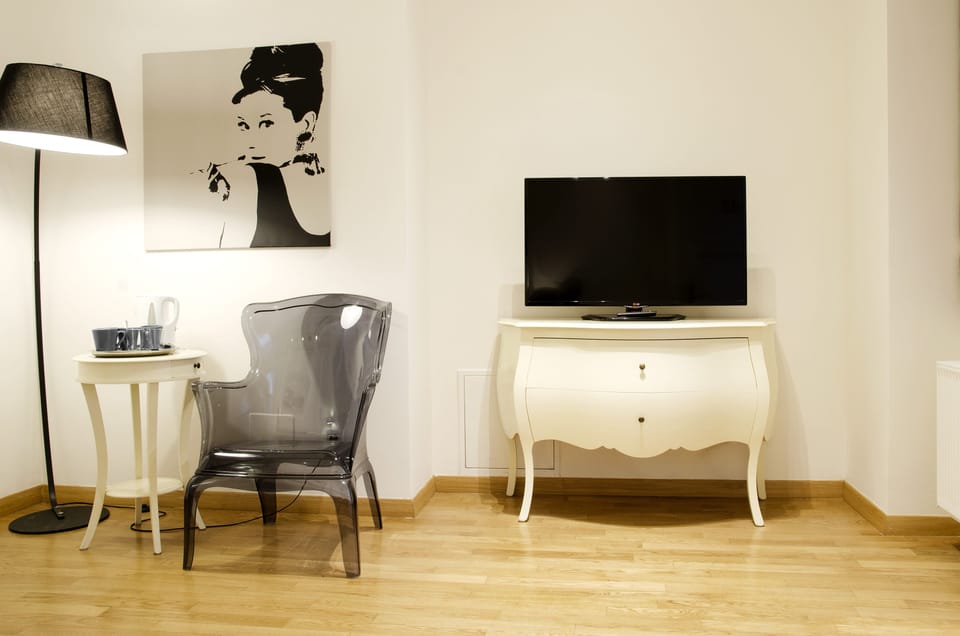 Family Room, 2 Bedrooms | Living area | Flat-screen TV