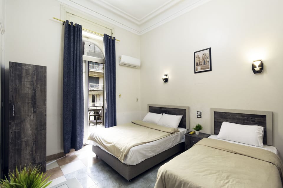Triple Room (shared bathroom ) | Soundproofing, free WiFi, bed sheets