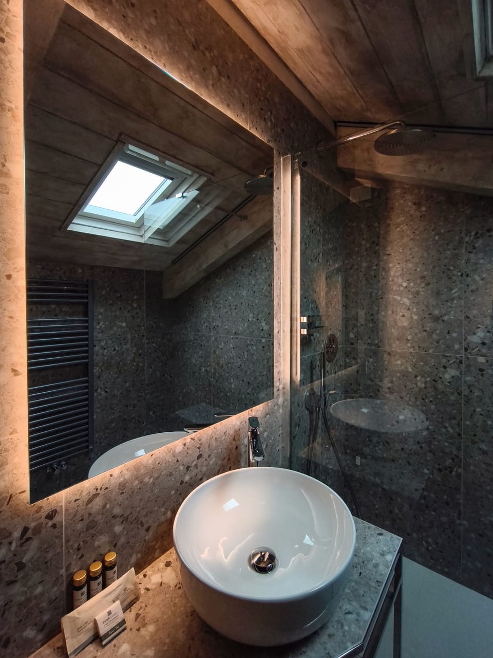 Free toiletries, hair dryer, slippers, bidet