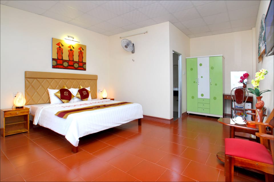 Double Room | 1 bedroom, minibar, in-room safe, desk