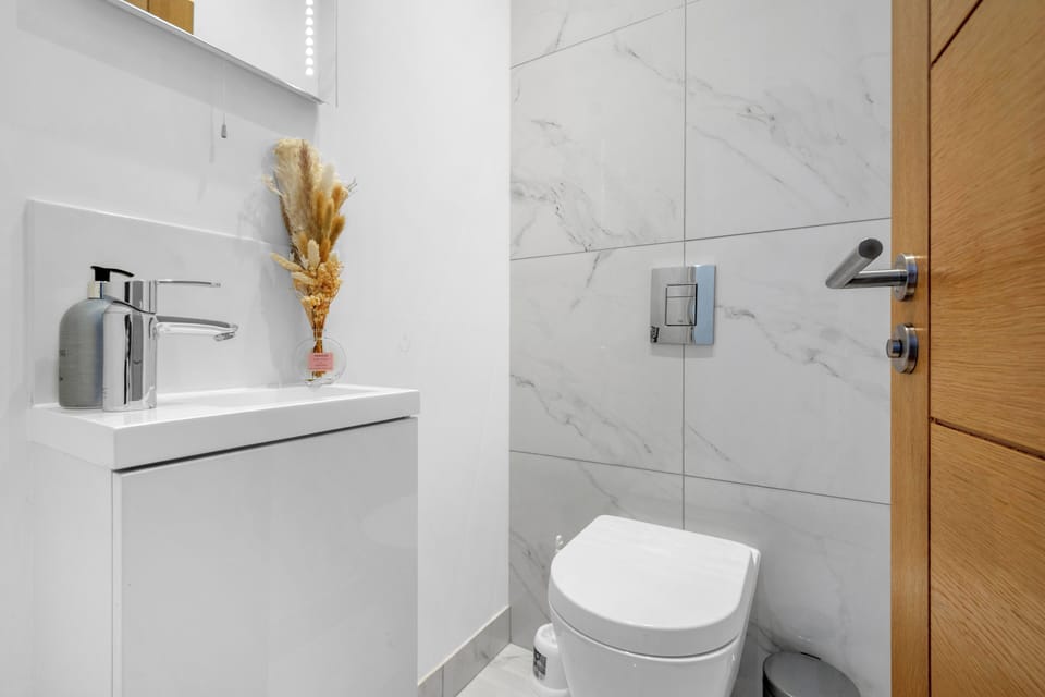 Three Bed Spacious Apartment in Dalston Apartment in London Borough of Hackney