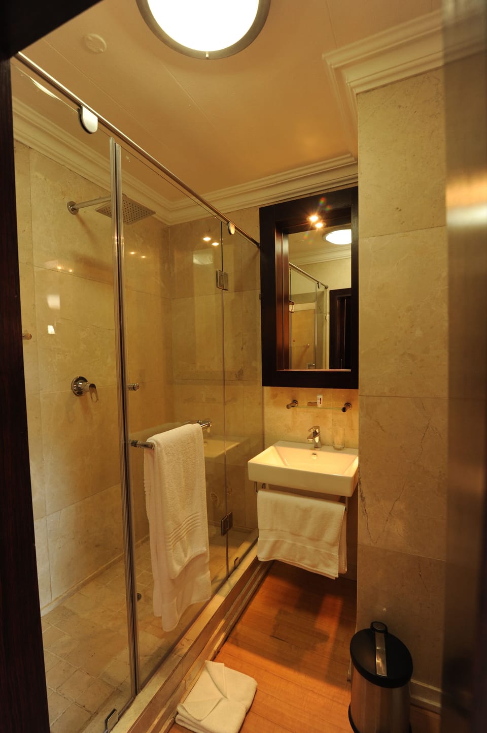 Luxury Suite | Bathroom | Designer toiletries, hair dryer, bathrobes, slippers