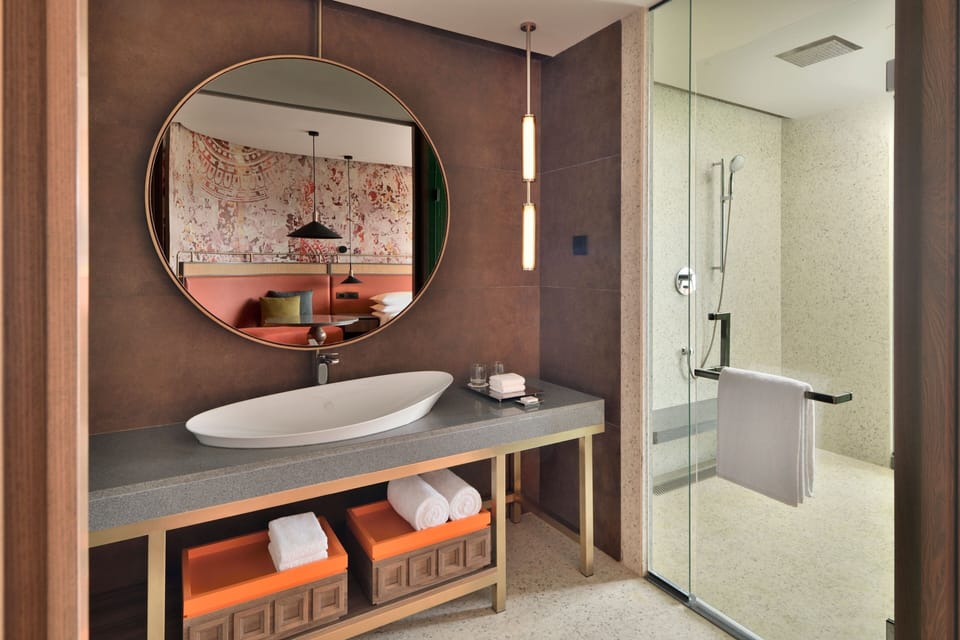 Shower, free toiletries, hair dryer, bathrobes