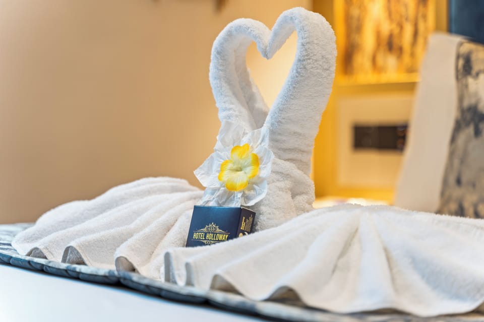 Premium bedding, minibar, free WiFi, bed sheets