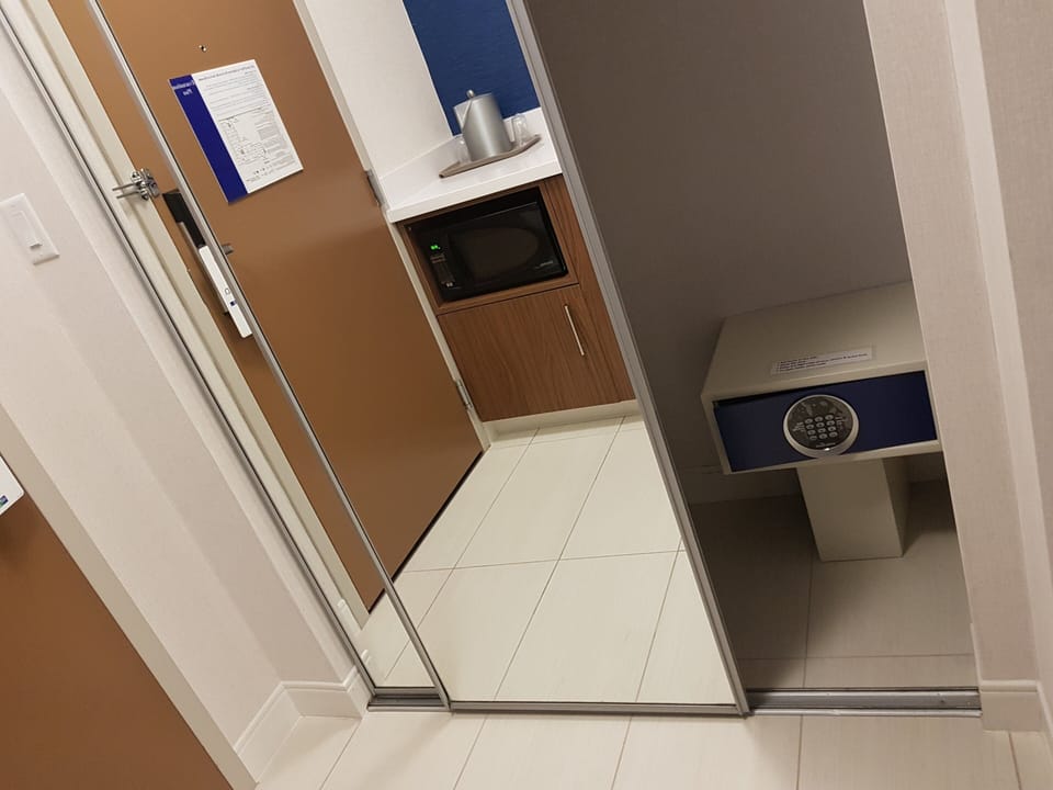 Room amenity