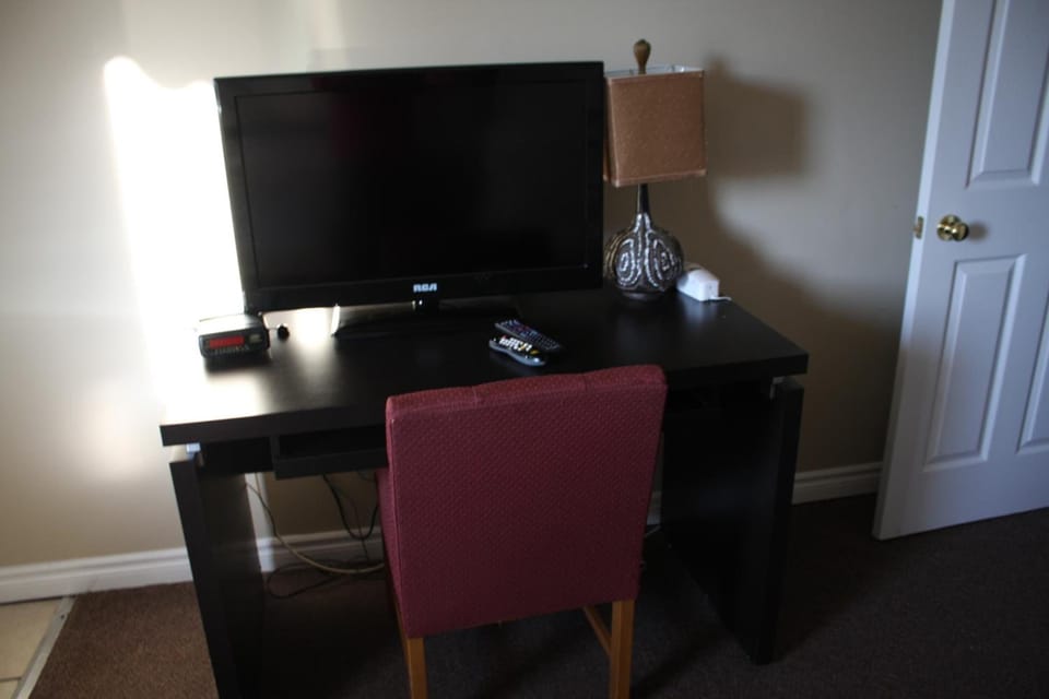 Desk, iron/ironing board, free WiFi