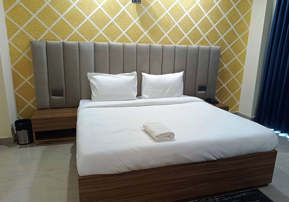 Superior Room | 1 bedroom, Frette Italian sheets, premium bedding, memory foam beds