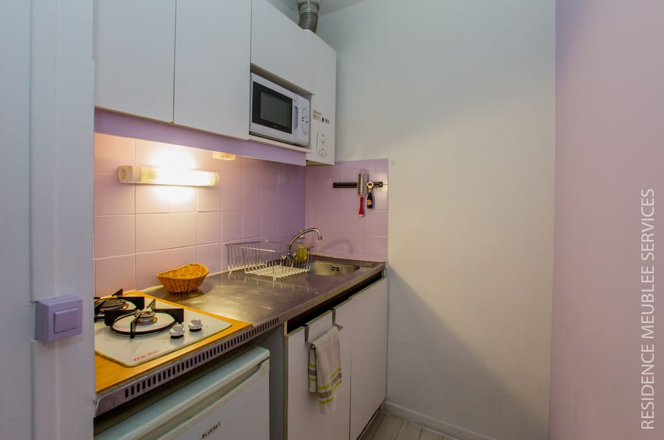 Private kitchenette