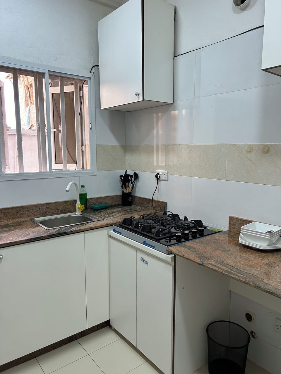 Exclusive Apartment, 1 Bedroom, Kitchen, Beach View | Private kitchen | Shared fridge, microwave