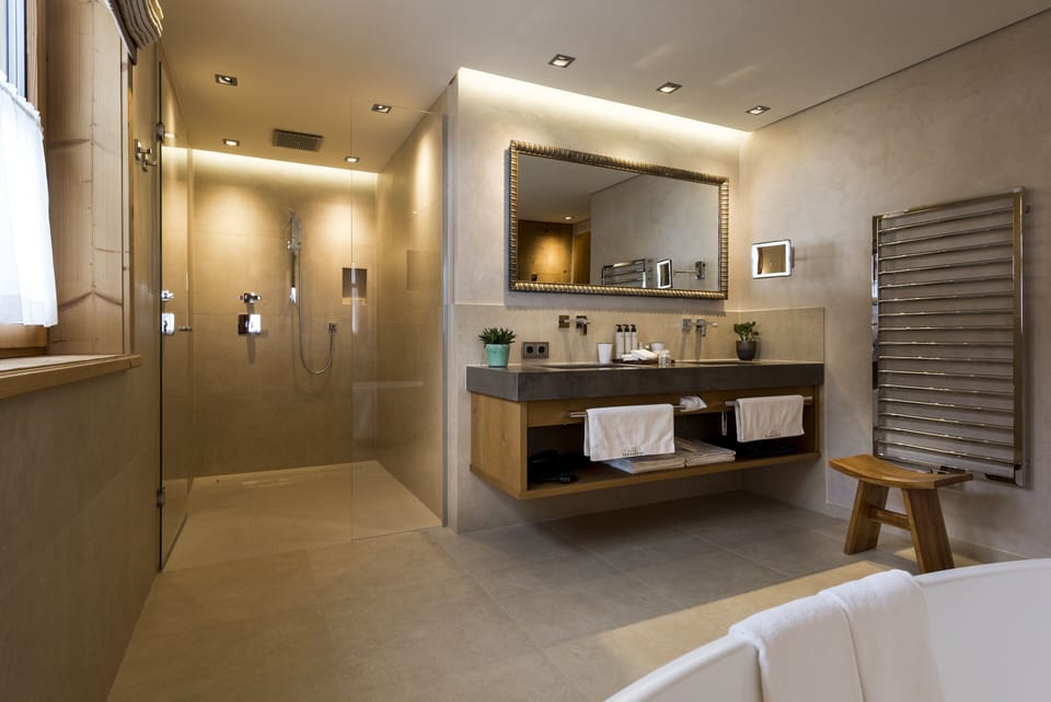 Suite | Bathroom | Separate tub and shower, deep soaking tub, hydromassage showerhead