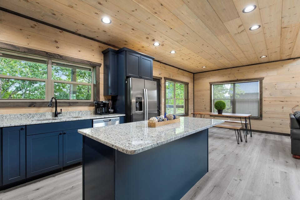 Studio (3 Bedrooms) | Property amenity