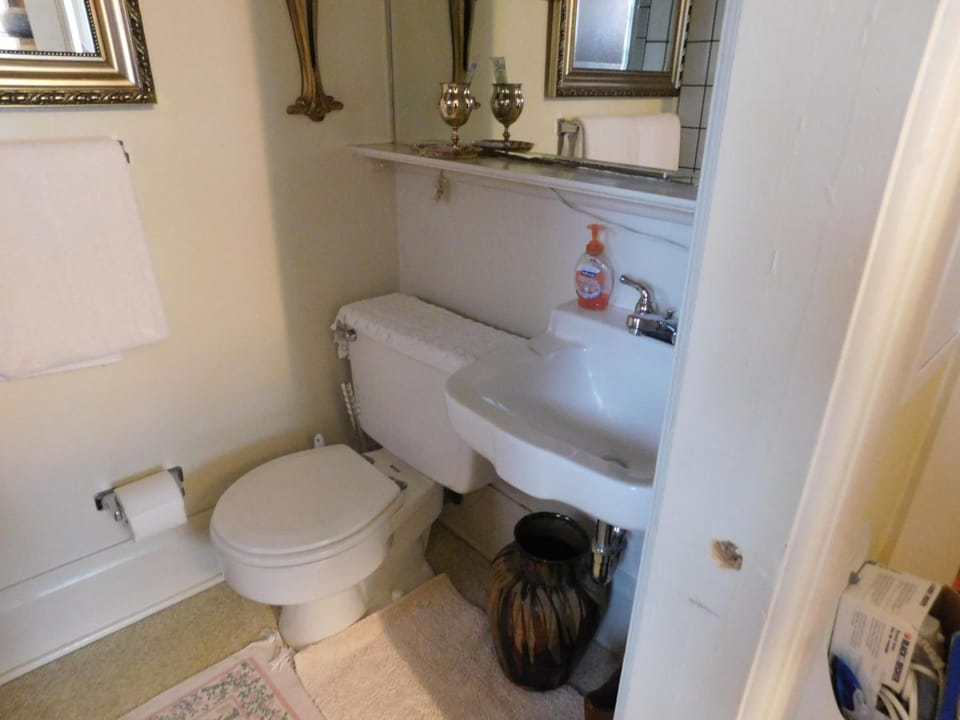 Cliff Crest Bed & Breakfast Bed and Breakfast in Santa Cruz