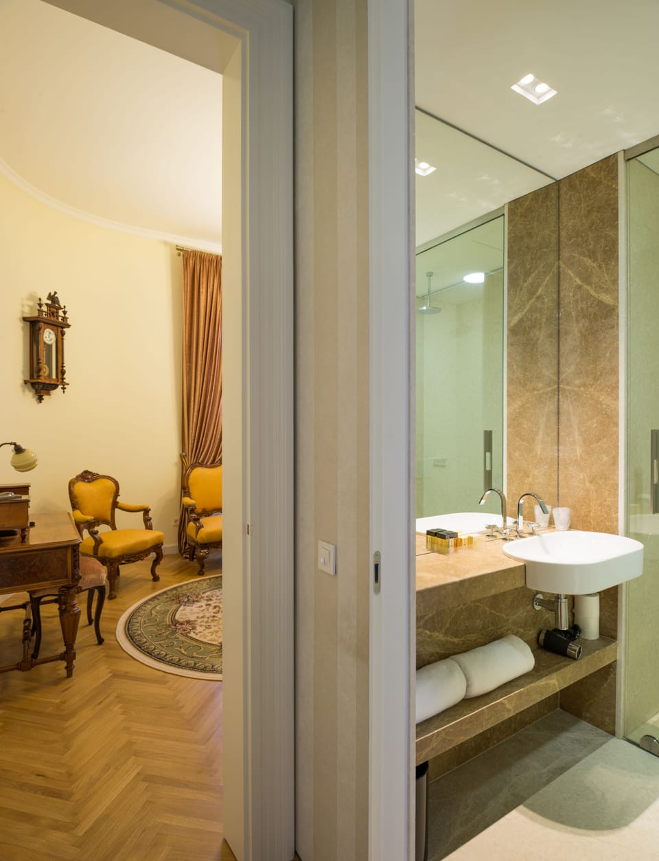 Classic Suite | Premium bedding, memory foam beds, minibar, in-room safe