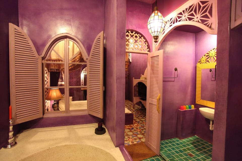 Deluxe Double Room, 1 Double Bed | Bathroom | Separate tub and shower, deep soaking tub, free toiletries, hair dryer