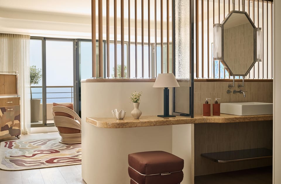 Deluxe Room, 1 King Bed, Sea View | 1 bedroom, premium bedding, pillowtop beds, minibar
