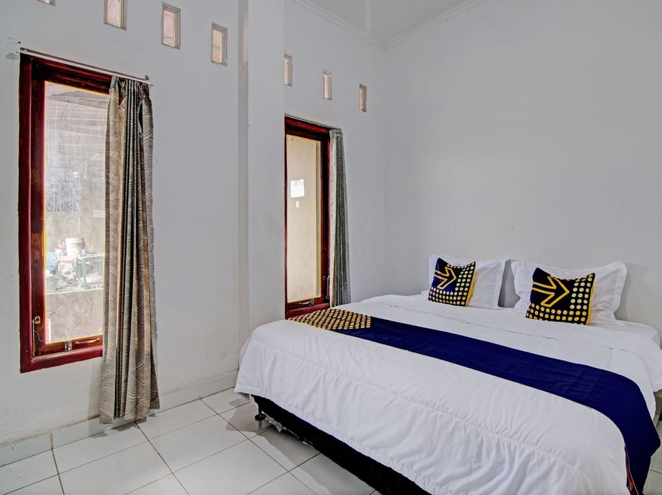 Economy Double Room | Free WiFi, bed sheets