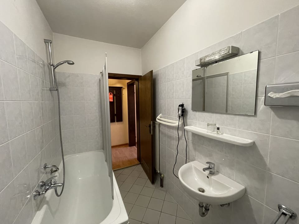 Free toiletries, hair dryer
