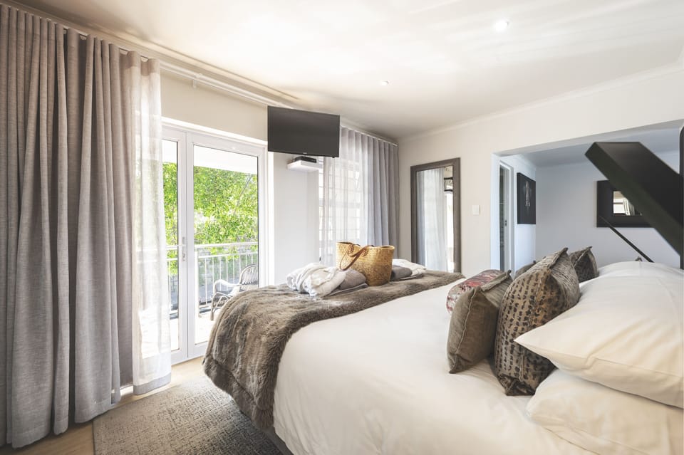 Double or Twin Room (7) | Premium bedding, down comforters, minibar, in-room safe