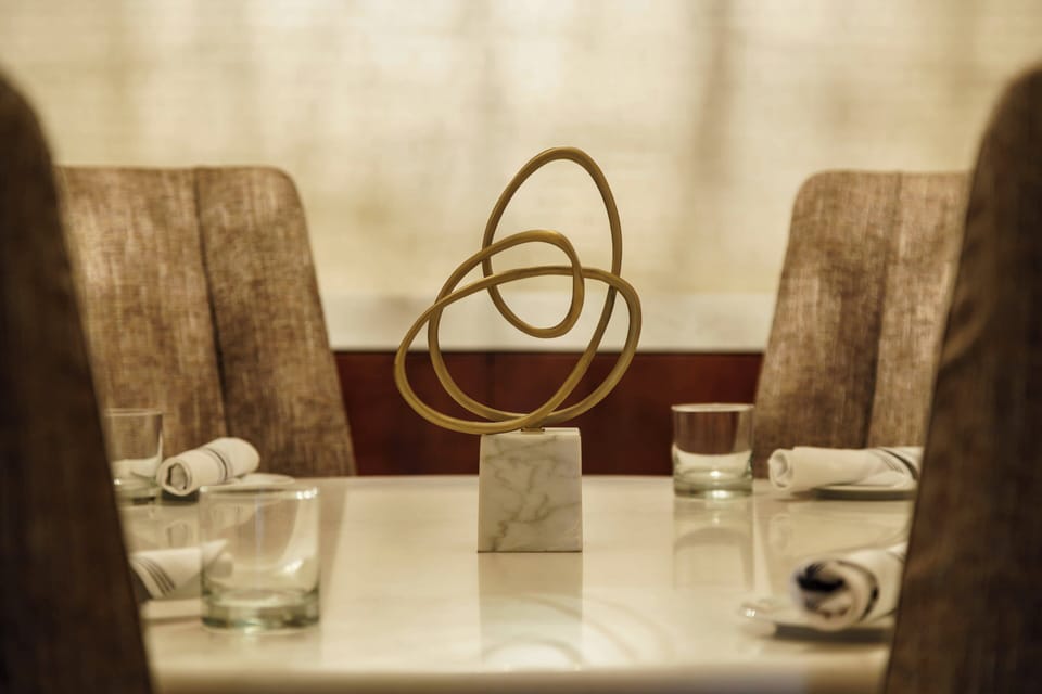 Breakfast and lunch served