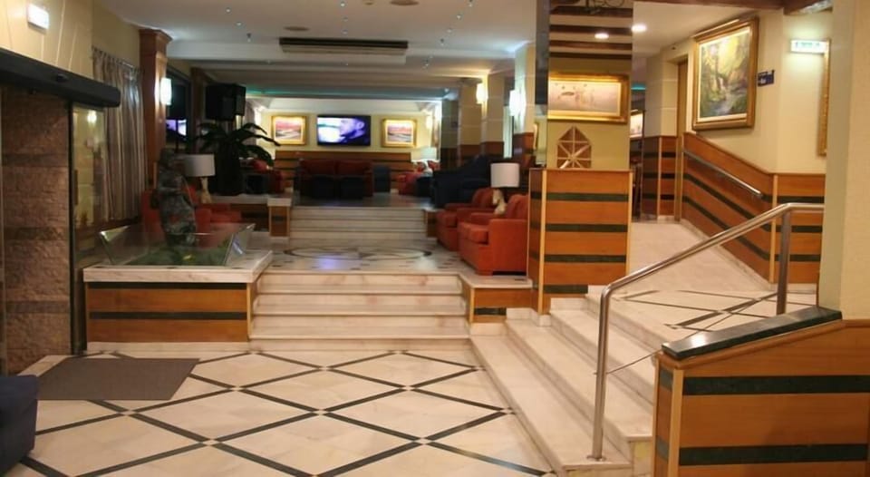 Baía Beach Hotel Hotel in Monte Gordo