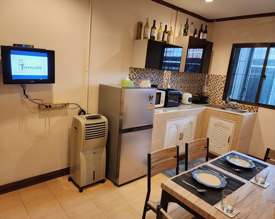 Fridge, microwave, oven, rice cooker