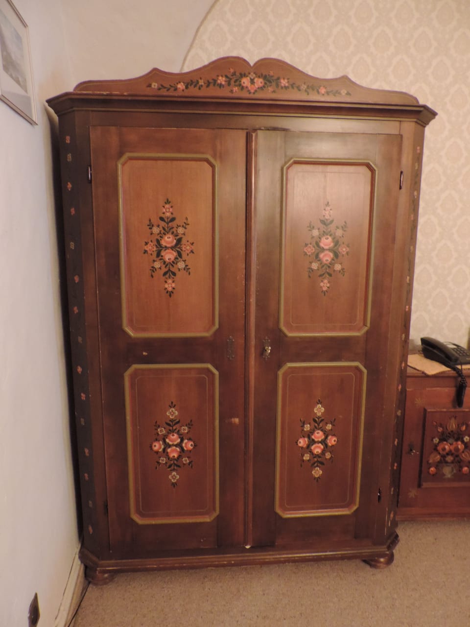 Economy Double Room, Shared Bathroom | Room amenity