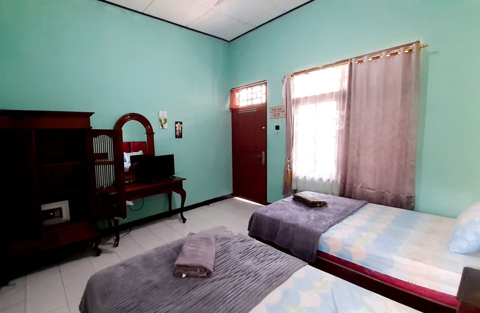 Superior Twin Room | WiFi (free)