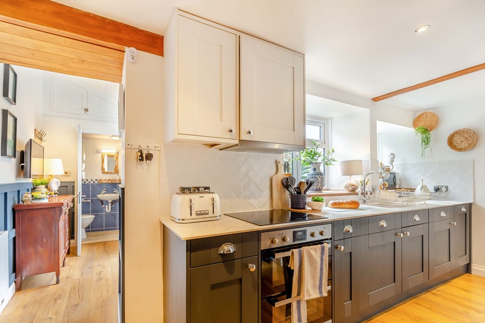 Fridge, dishwasher, electric kettle, toaster