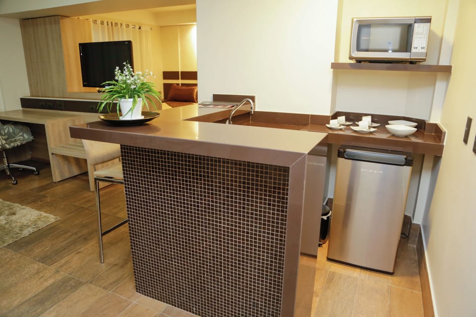 Suíte Premium | Private kitchenette | Mini-fridge