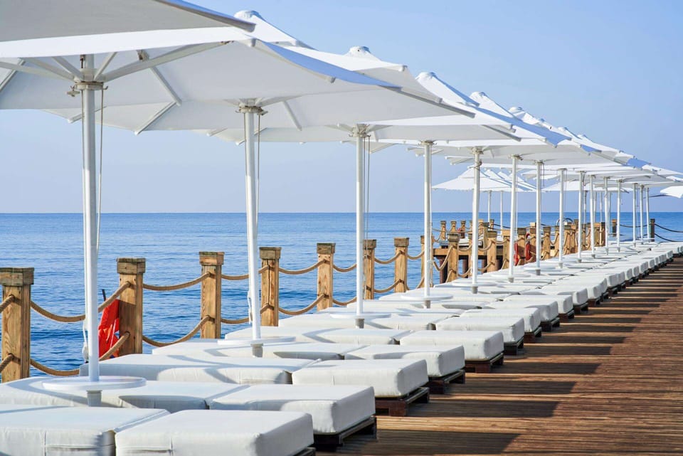 Private beach, sun loungers, beach umbrellas, beach towels