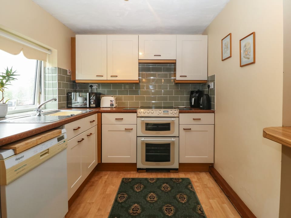 Fridge, dishwasher, electric kettle, toaster