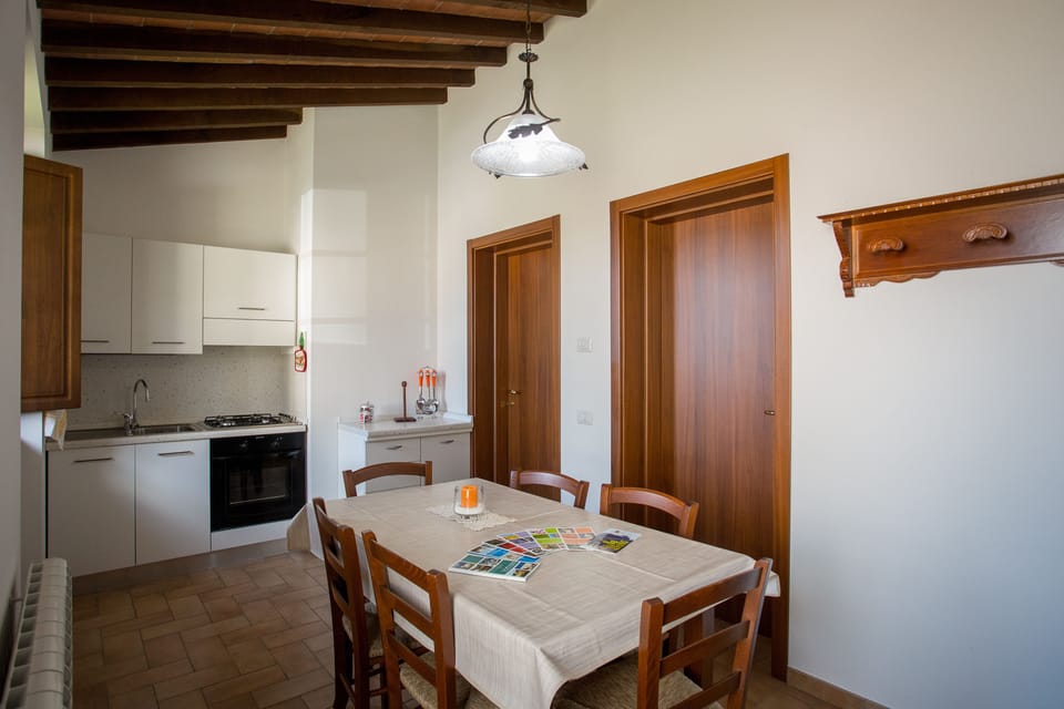 Classic Apartment, 2 Bedrooms, Hill View | 1 bedroom, Frette Italian sheets, down comforters, desk