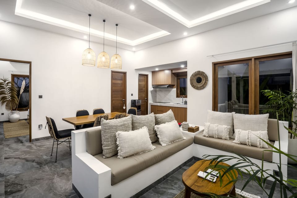 Deluxe Villa, 2 Bedrooms, Private Pool, Garden View | Living room | 32-inch TV with cable channels